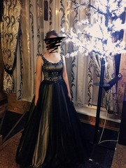 Вечернее платье в отличном состоянии 44 размер 